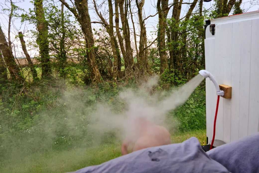 How to Set Up the Perfect Camping Shower? #Showering when camping