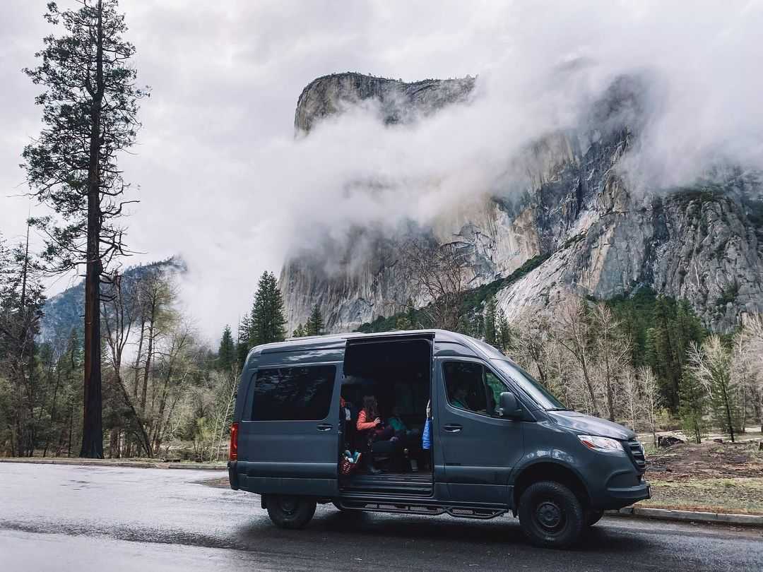 Tips For Driving Your RV In The Snow