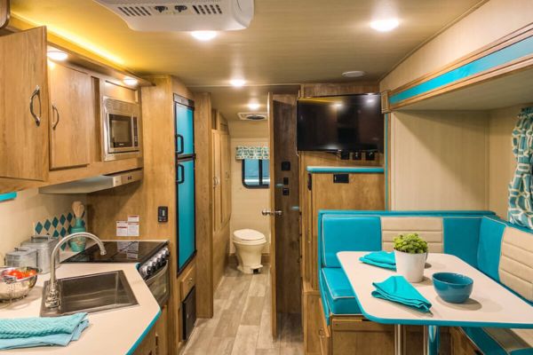 Tips for Finding the Perfect Tankless Water Heater for Your RV